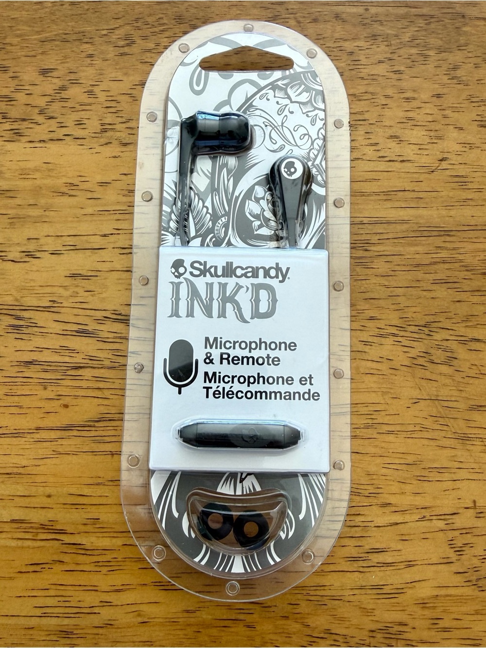 NEW Skullcandy Ink'd Microphone & Remote Black 2016 In-Line Earbuds 2‎ Silicone
